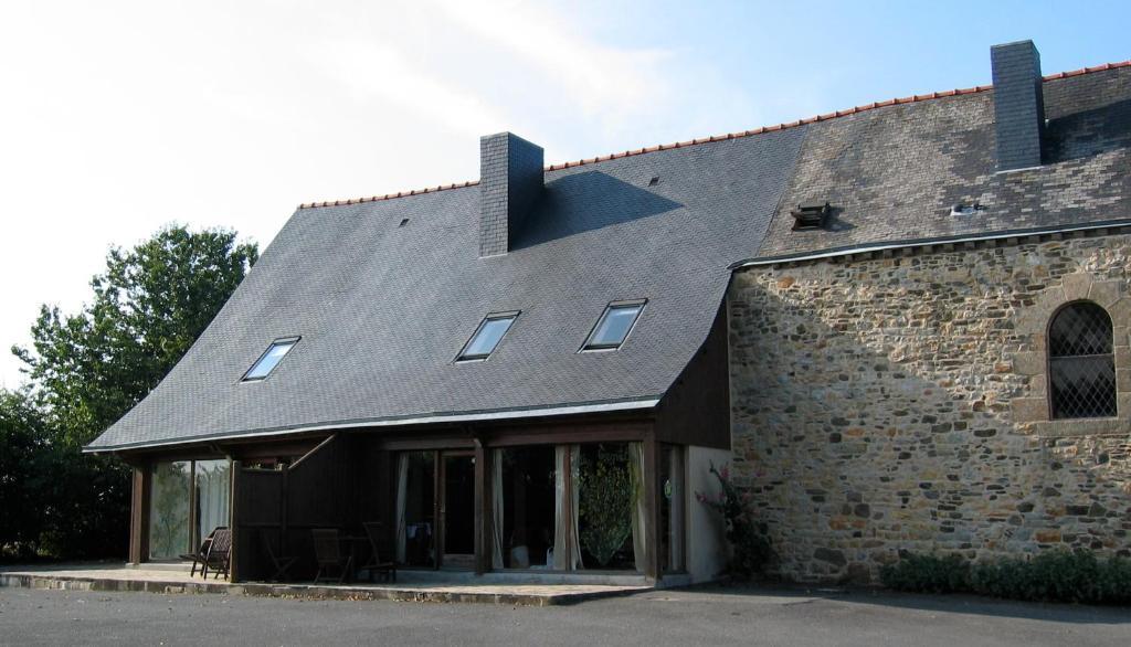 Gites De La Ferme Auberge De Mesauboin Bille Bilik gambar