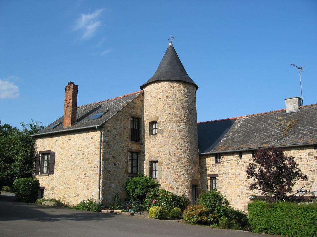 Gites De La Ferme Auberge De Mesauboin Bille Luaran gambar
