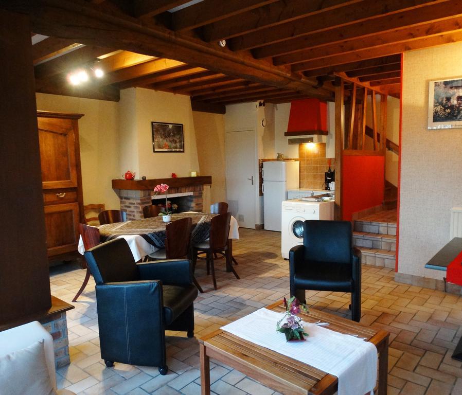 Gites De La Ferme Auberge De Mesauboin Bille Luaran gambar