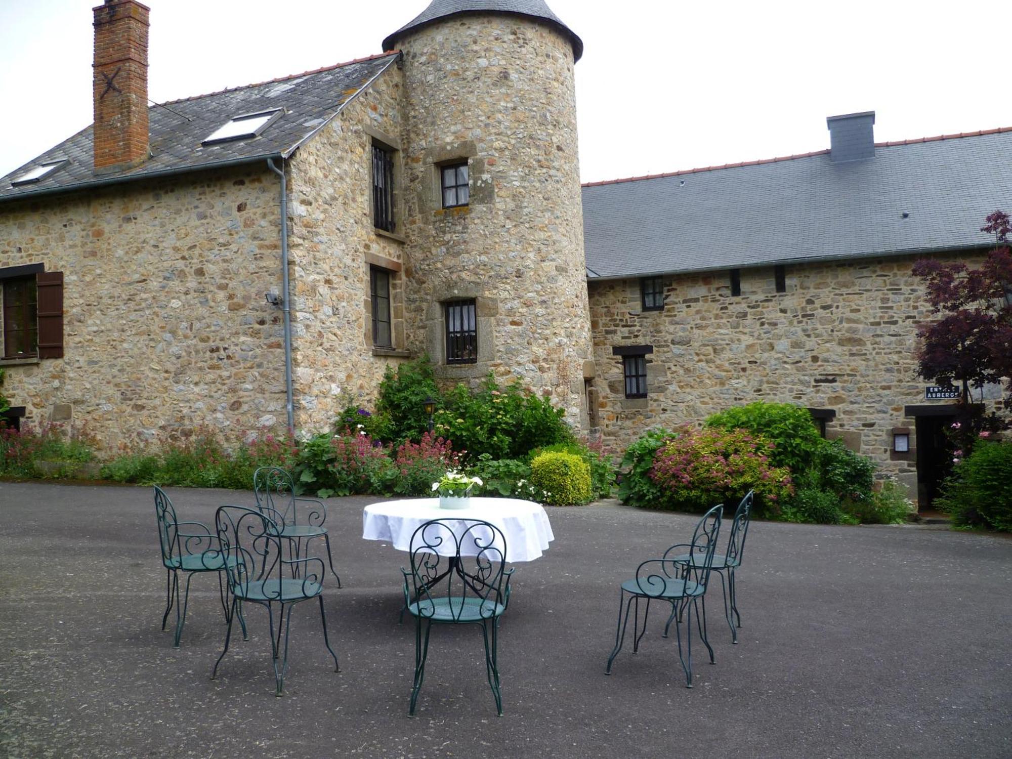 Gites De La Ferme Auberge De Mesauboin Bille Luaran gambar