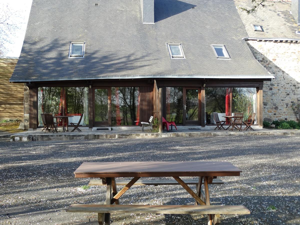 Gites De La Ferme Auberge De Mesauboin Bille Luaran gambar