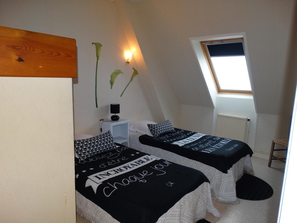 Gites De La Ferme Auberge De Mesauboin Bille Luaran gambar